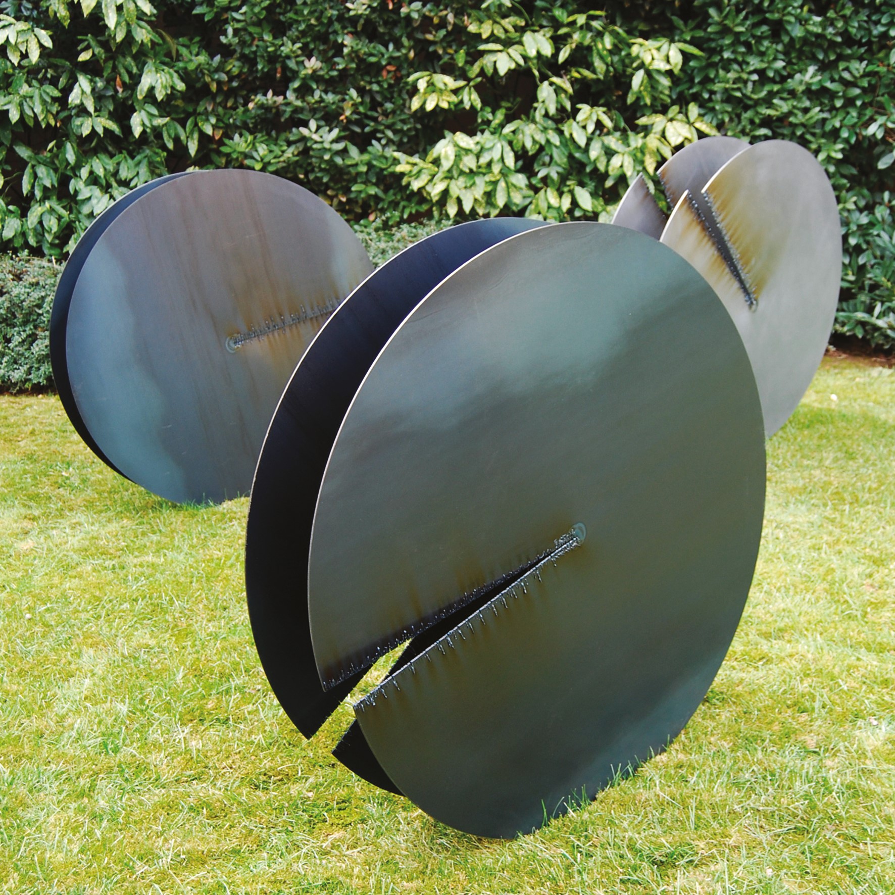 10 Stefano Soddu, Ruote, 2010, acciaio, diam cm 120