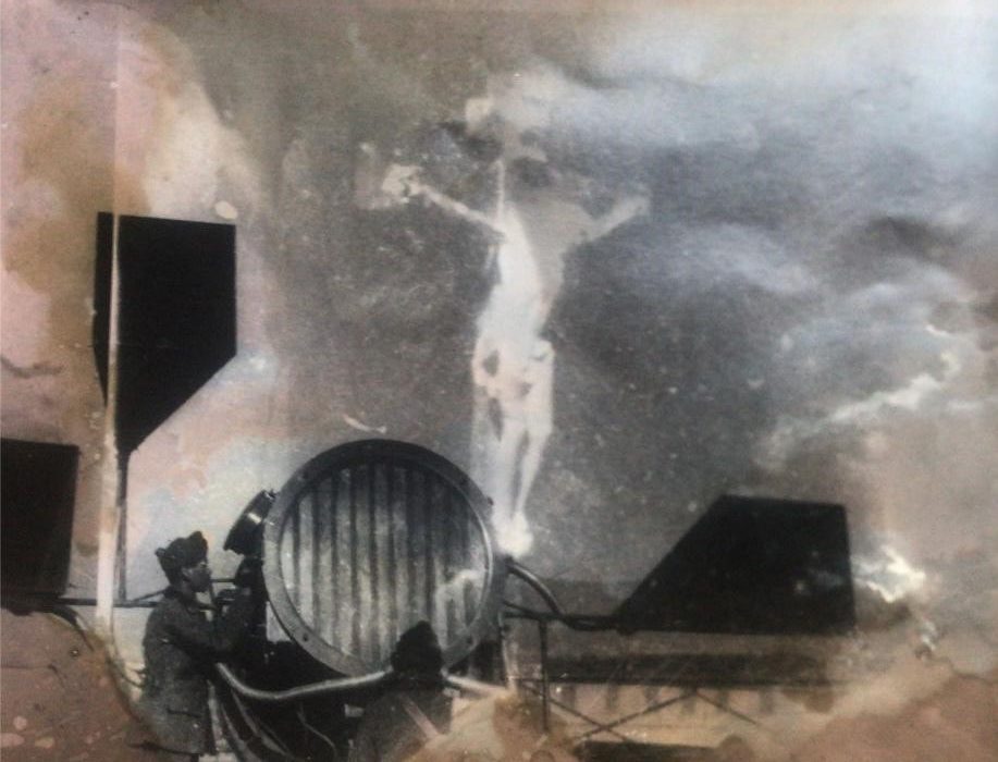 Andrea Guastavino,UNTITLED,2023,mixed media on photographic paper, 40x30cm