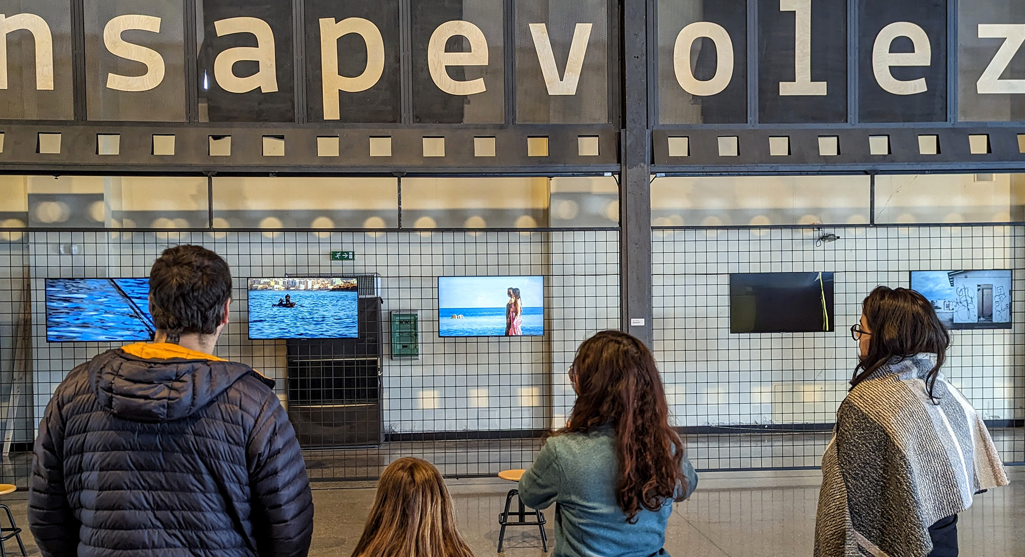 installazioni__ TAD_Palermo - ecomuseo del mare, installazione video far waste palermo, Fabio Badolato